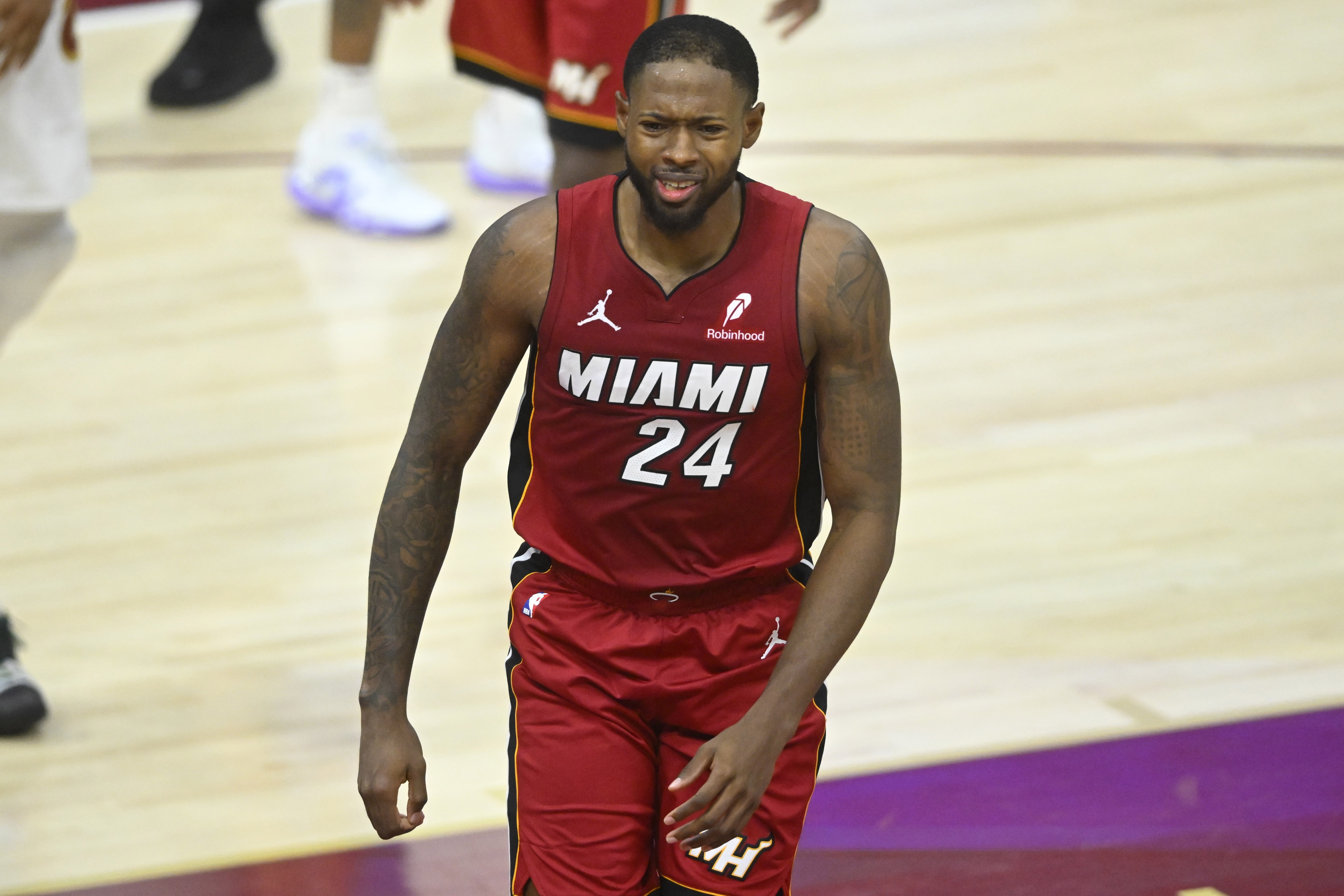 华体会-🚨Shams：热火送出海史密斯+32年次轮 换来篮网受保护26年次轮