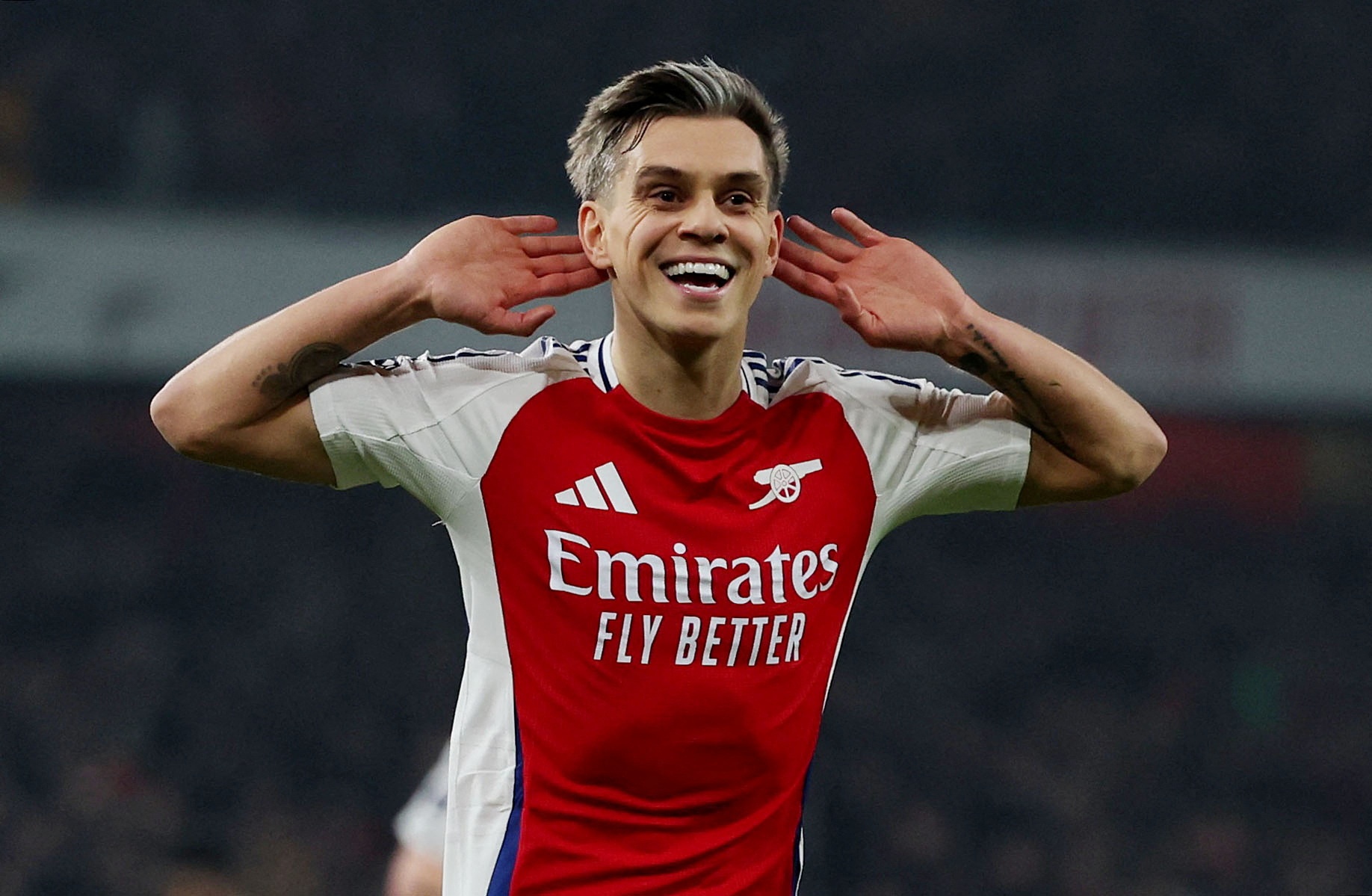 hth-布伦特福德与多特蒙德有意特罗萨德，阿森纳坚持高额转会费立场