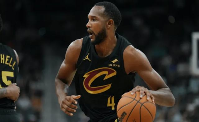 huatihui-莫布利今夏打磨自主进攻能力 骑士突破瓶颈仰仗他